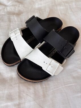 Birkenstock Arizona 2 tone sandals